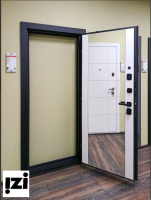 Входная дверь OIKO ACOUSTIC Grafika-2 Grafit Wood/Reflex Софт белый зеркало