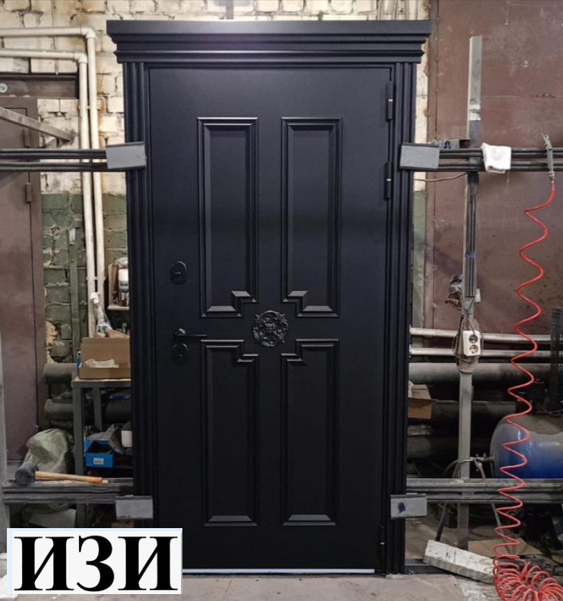 Входные двери Каллисто Черная муар 9005 SALE