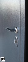 ВХОДНЫЕ ДВЕРИ Стелла Серый Букле Внутреннее покрытие: МДФ-панель 10 мм Белое дерево , дверь металлическая для квартиры и улицы