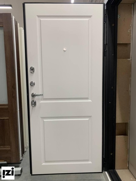 Входные двери Краснодара БЛЭК Альберо Блэк Внутри: МДФ 10 мм Белый матовый. двери для квартиры