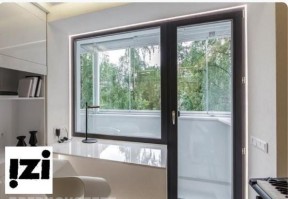 Алюминиевая балконная дверь Цена по запросу